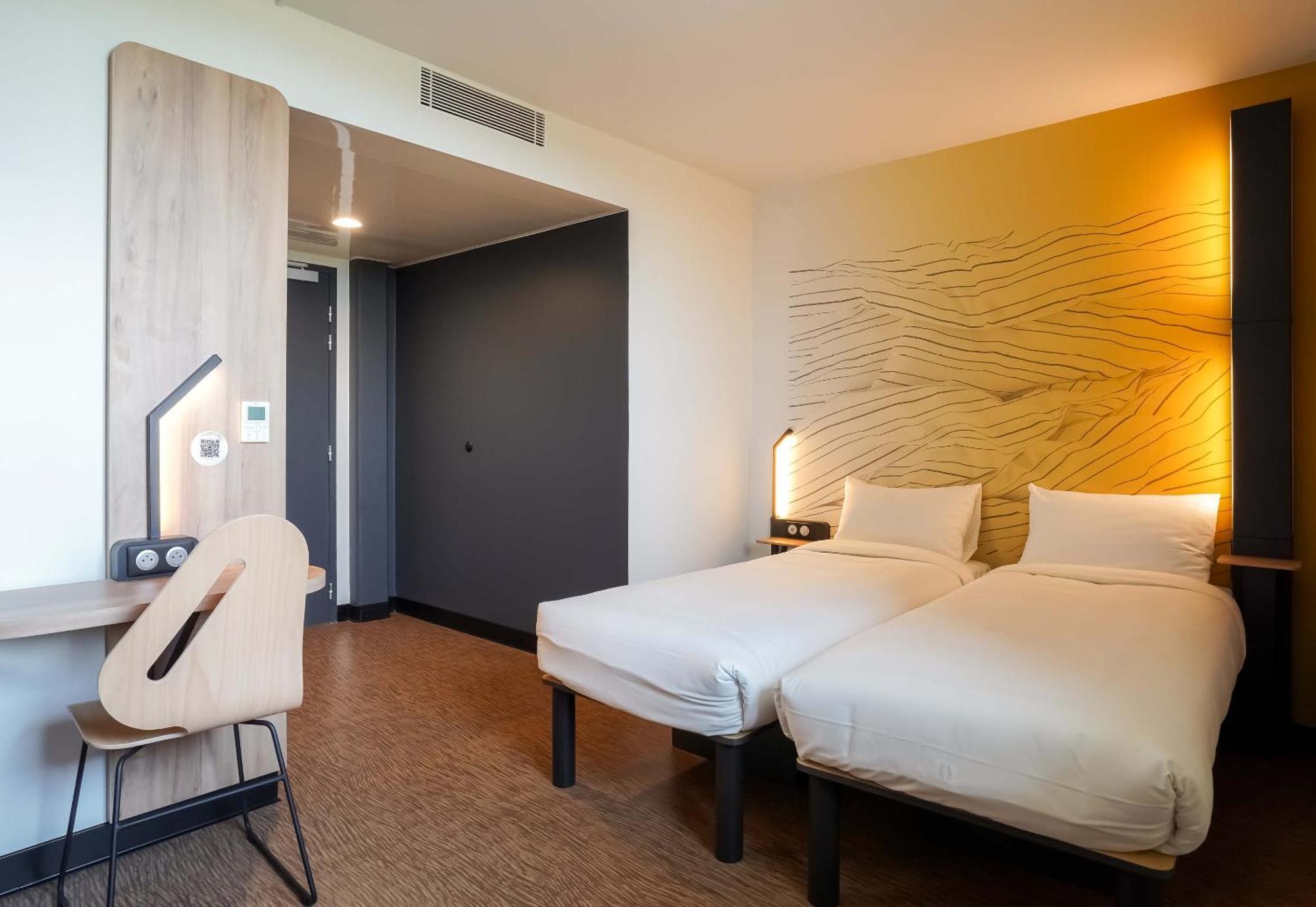 B&B Hotel Paris Porte D'Orleans Montrouge Buitenkant foto