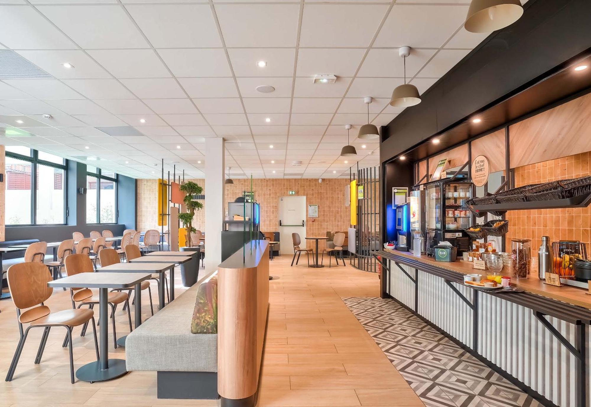 B&B Hotel Paris Porte D'Orleans Montrouge Buitenkant foto