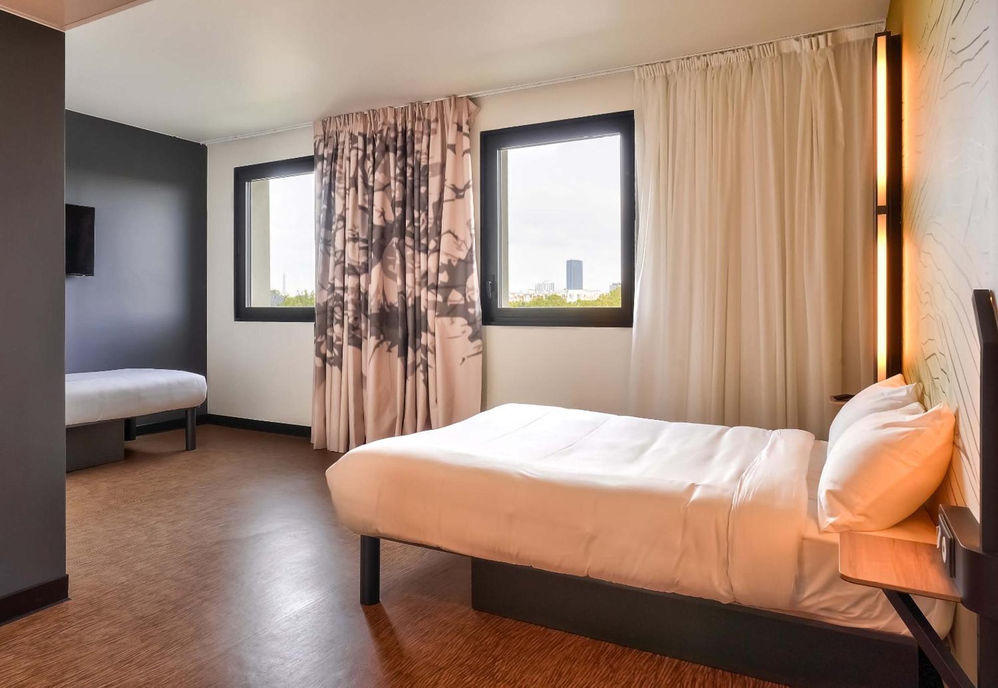 B&B Hotel Paris Porte D'Orleans Montrouge Buitenkant foto