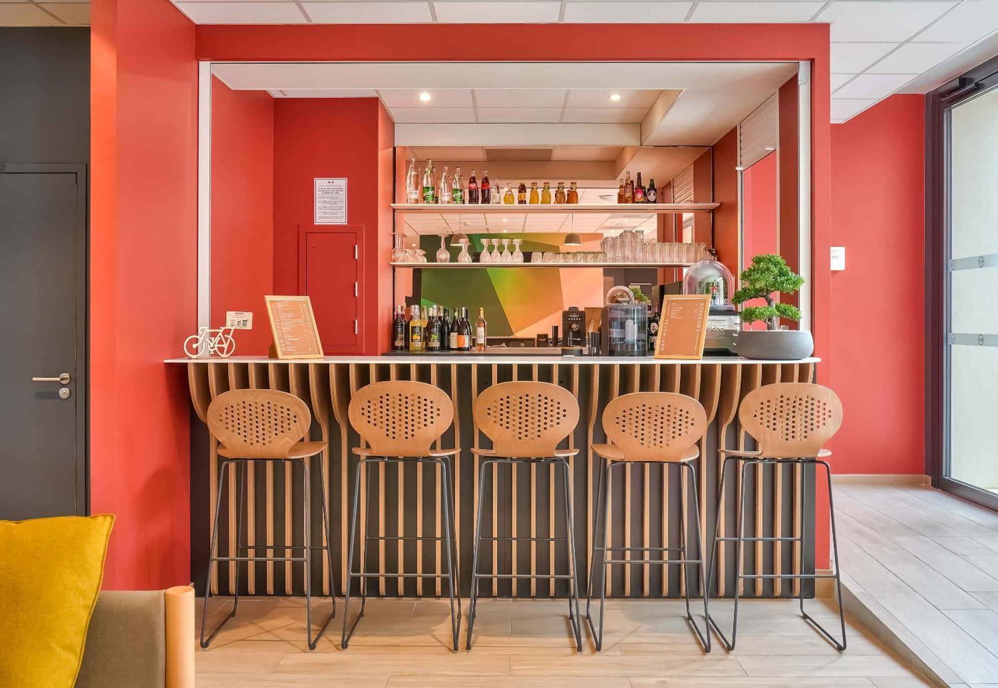 B&B Hotel Paris Porte D'Orleans Montrouge Buitenkant foto
